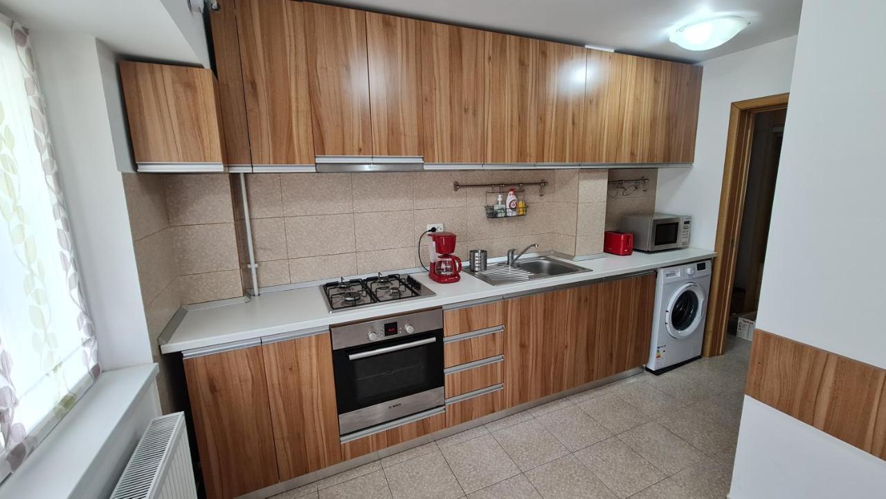 Apartment Vs